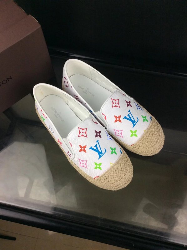 LV Loafers Women--006